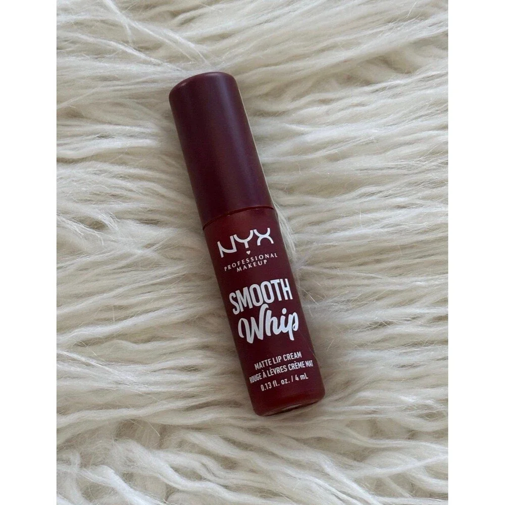 NYX smooth whip